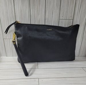 Fawn Changing Clutch Black
